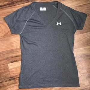 Grey Under Armour Shirt!!